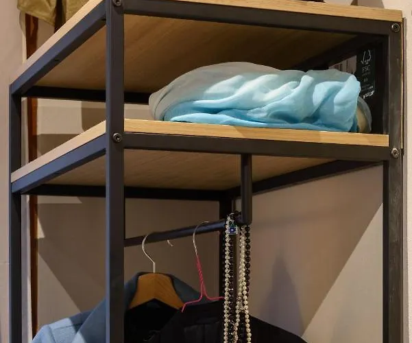 Hortus Conclusus + Free Parking * シエーナ