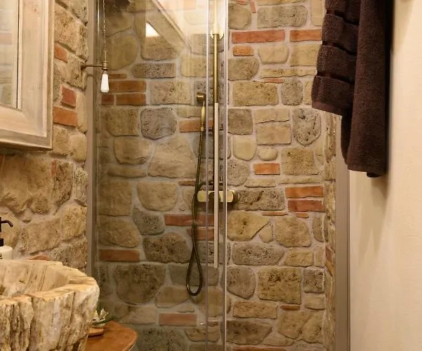 Hortus Conclusus + Free Parking 아파트