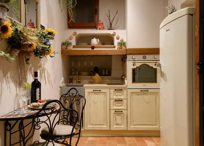 Hortus Conclusus + Free Parking